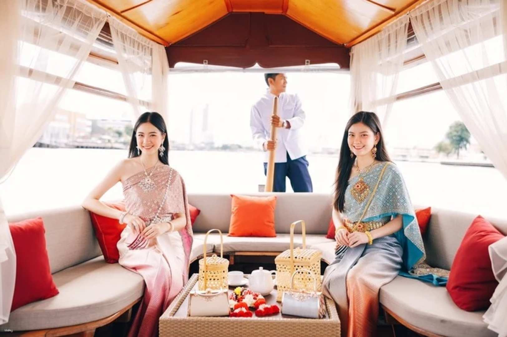 泰國-曼谷 Sense of Thai泰服租借&乘坐傳統泰國木船湄南河巡遊