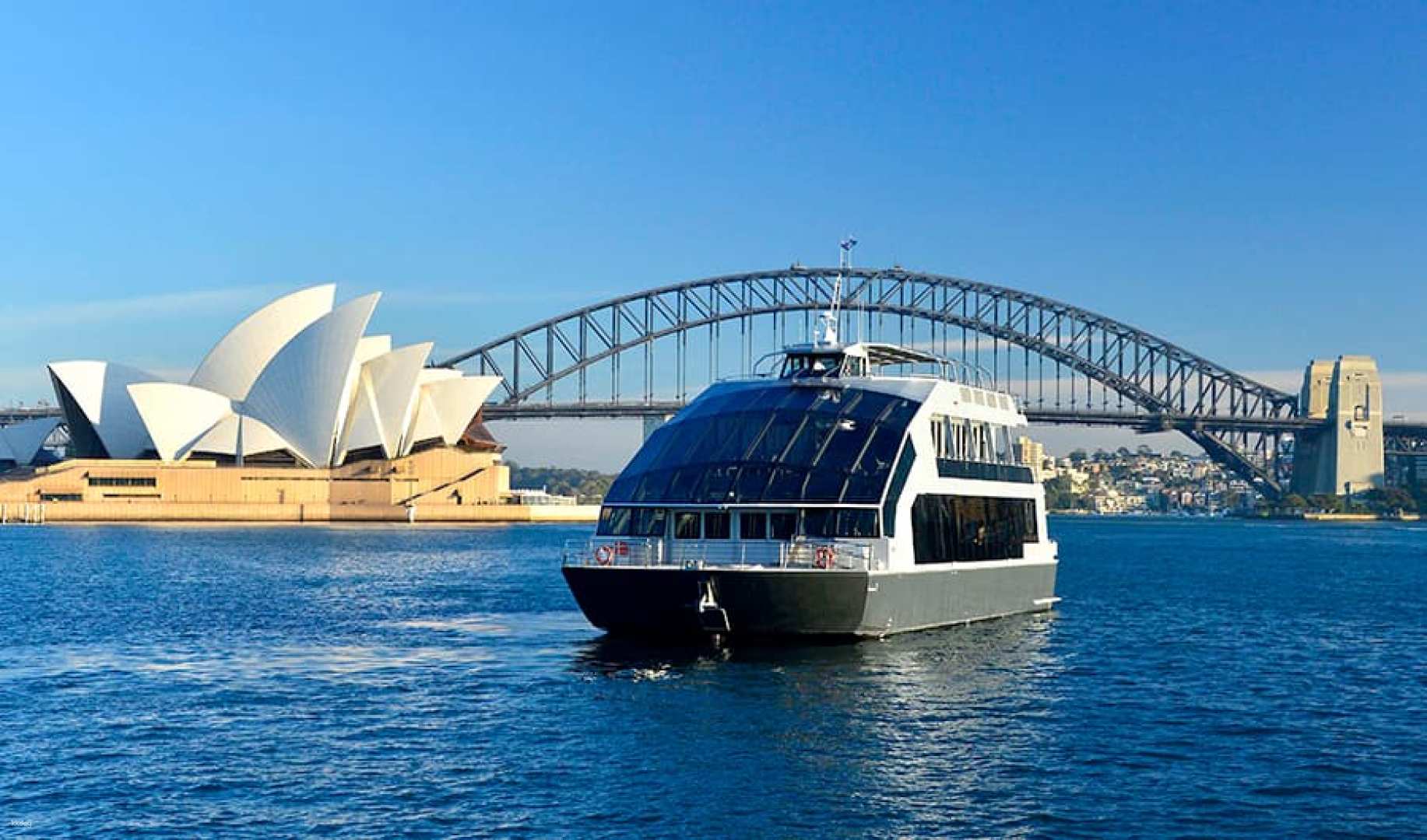 澳洲-雪梨港玻璃船豪華午餐巡遊