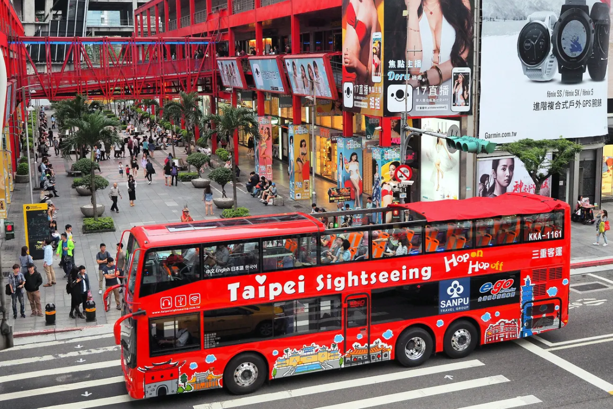 台北雙層觀光巴士| 4小時搭乘券