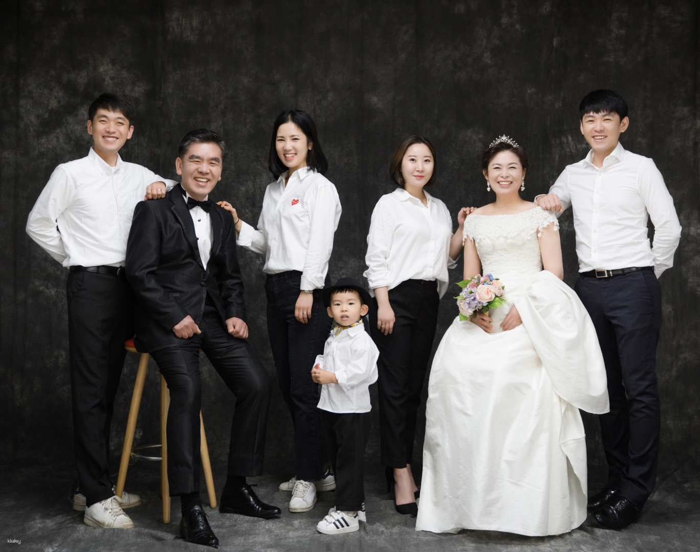 韓國-首爾吉安得Z-and專業攝影| 全家福紀念婚紗攝影體驗| 提供中文翻譯貼身服務