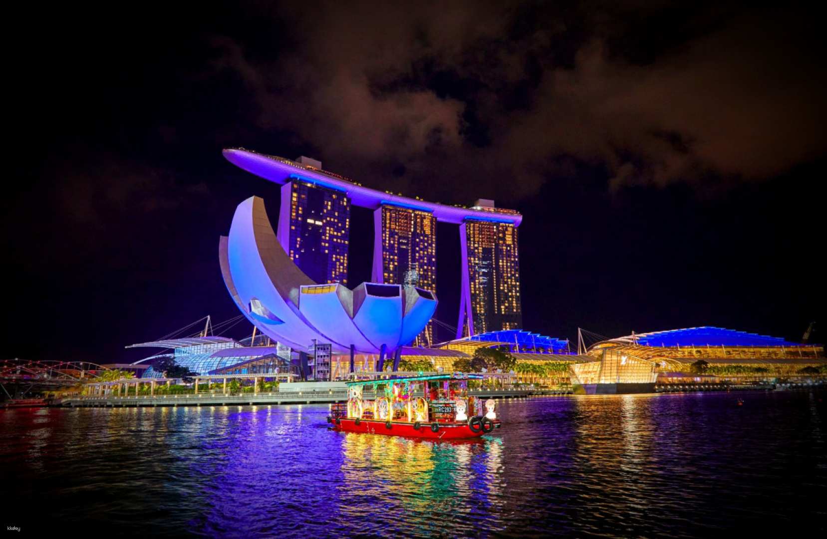 新加坡-濱海灣金沙和駁船碼頭新加坡河遊船| 從藝術科學博物館旁的海灣北碼頭出發