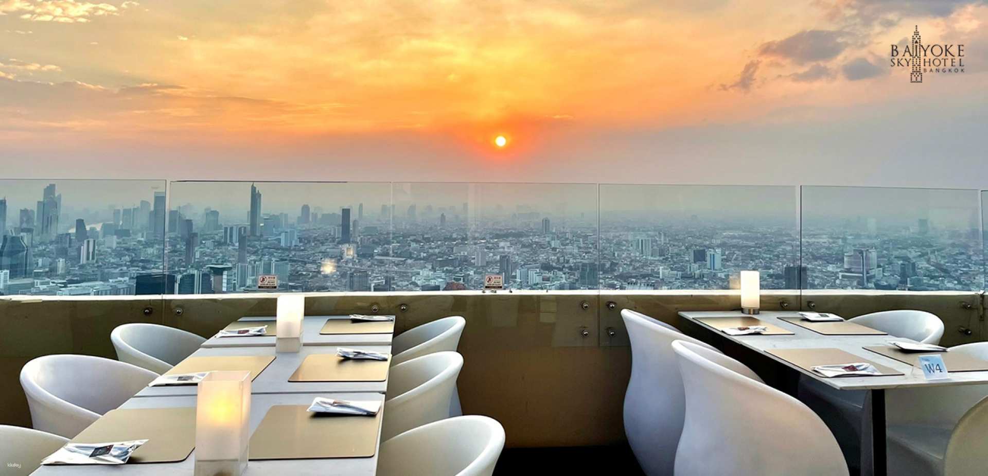 泰國-曼谷彩虹天空飯店 81 樓自助餐| 陽台室內餐廳&戶外 Skybox