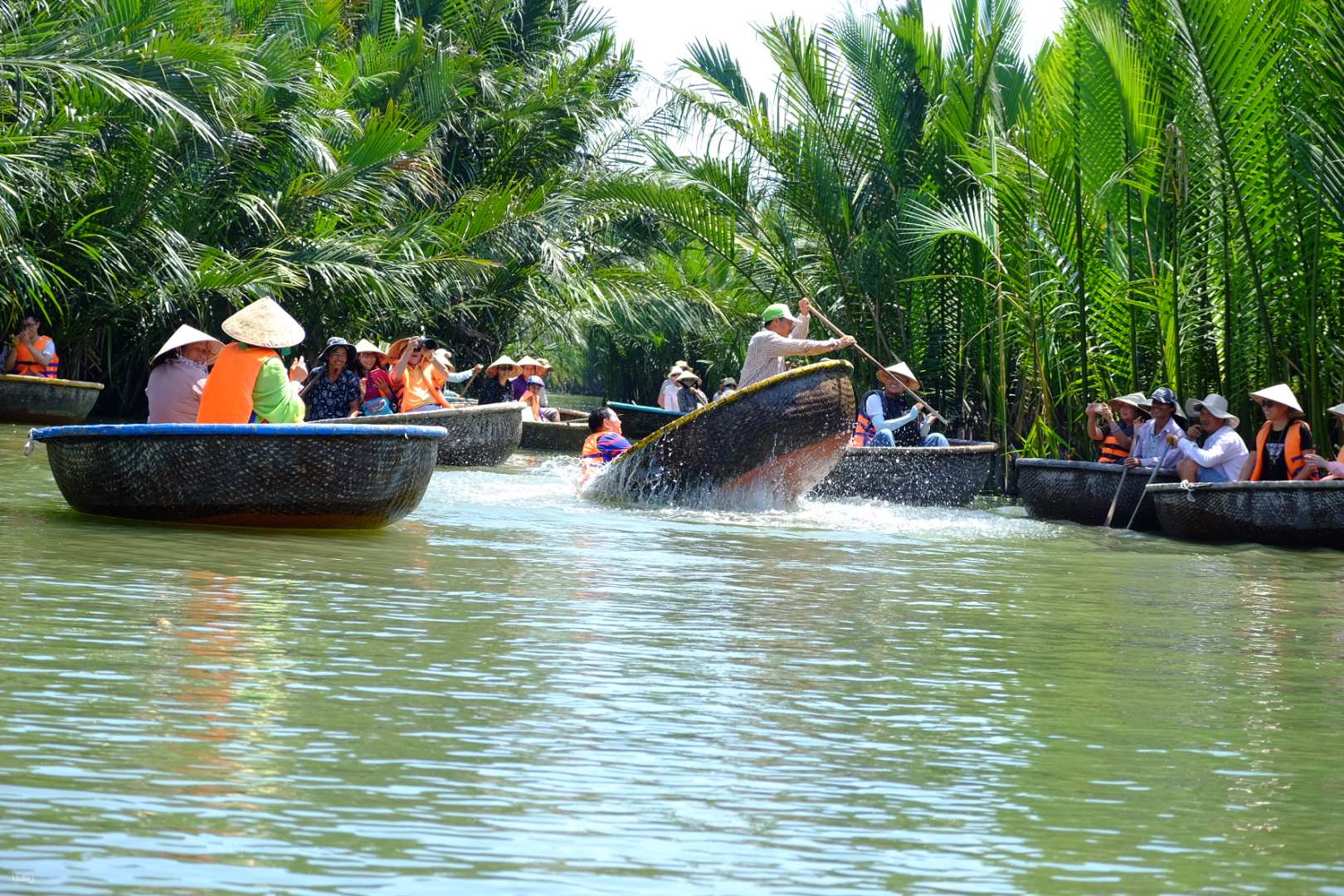 越南-峴港會安一日遊| 椰子籃船&乘船遊覽夜市