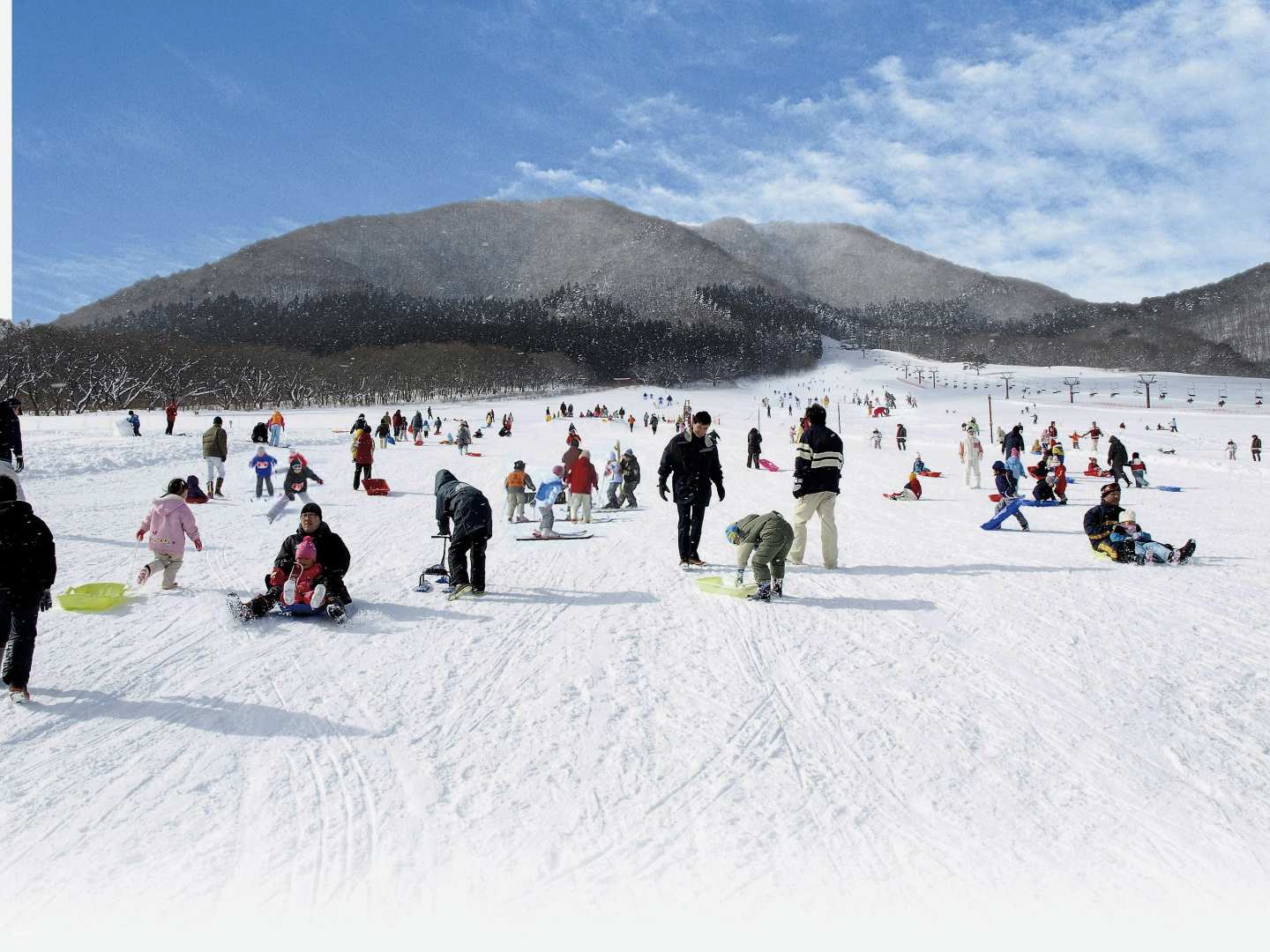 日本-宮城藥來家庭滑雪場1日雪地纜車票含餐點